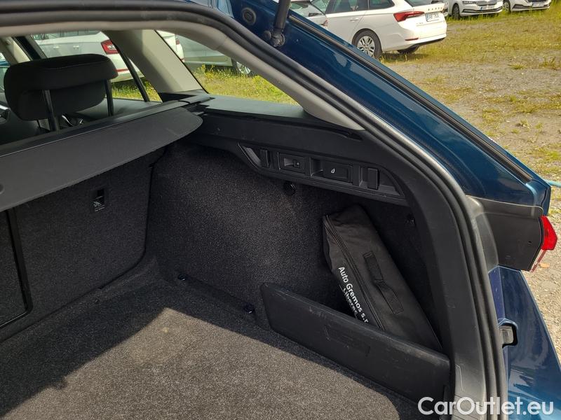 Skoda  Octavia  Combi (NX3)(2020) Oct.C.2.0TSI 140 Style 4x4 AT #20