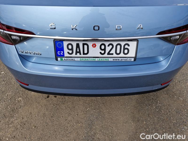  Skoda  Superb  (3V3)(2015) Supe.2.0TDI 147 L&K Aut #13
