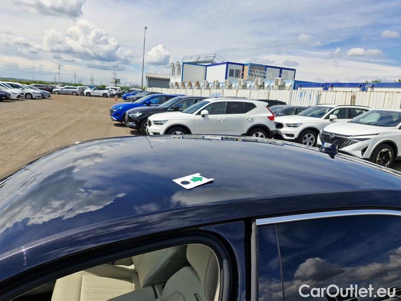  Skoda  Superb  (3V3)(2015) Supe.2.0TDI 147 L&K 4x4 Aut #9