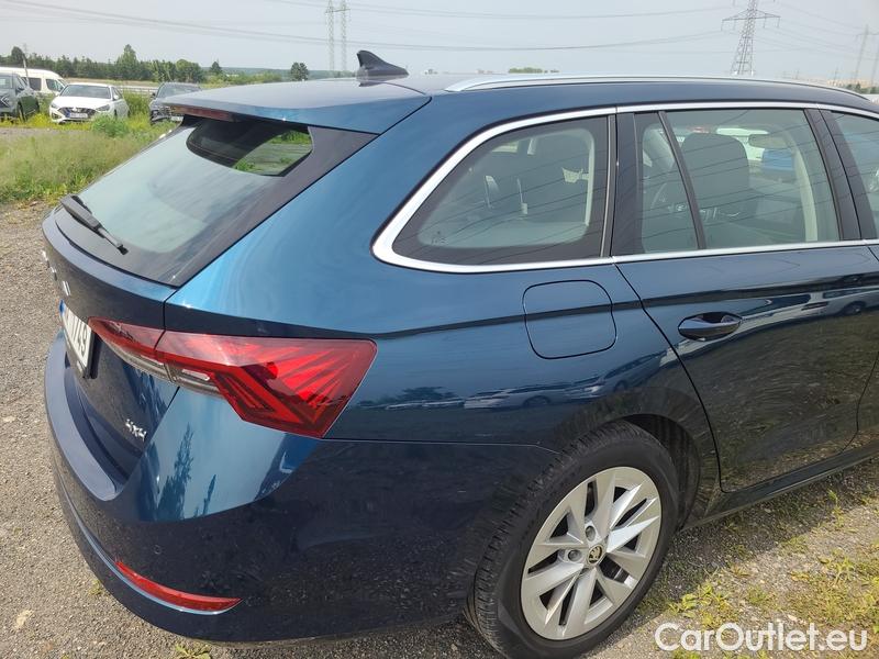  Skoda  Octavia  Combi (NX3)(2020) Oct.C.2.0TSI 140 Style 4x4 AT #14