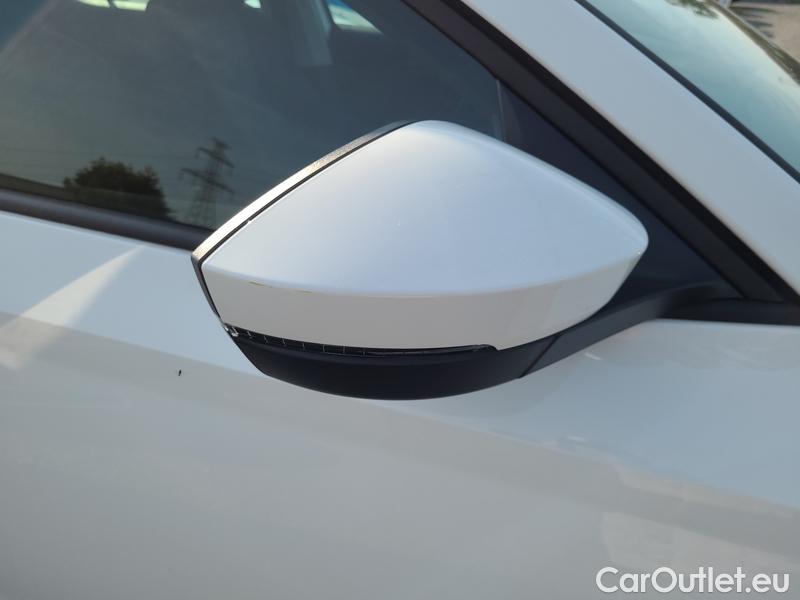  Skoda  Octavia  Lim. (NX3)(2020)  1.5TSI 110 Ambition 5d #9