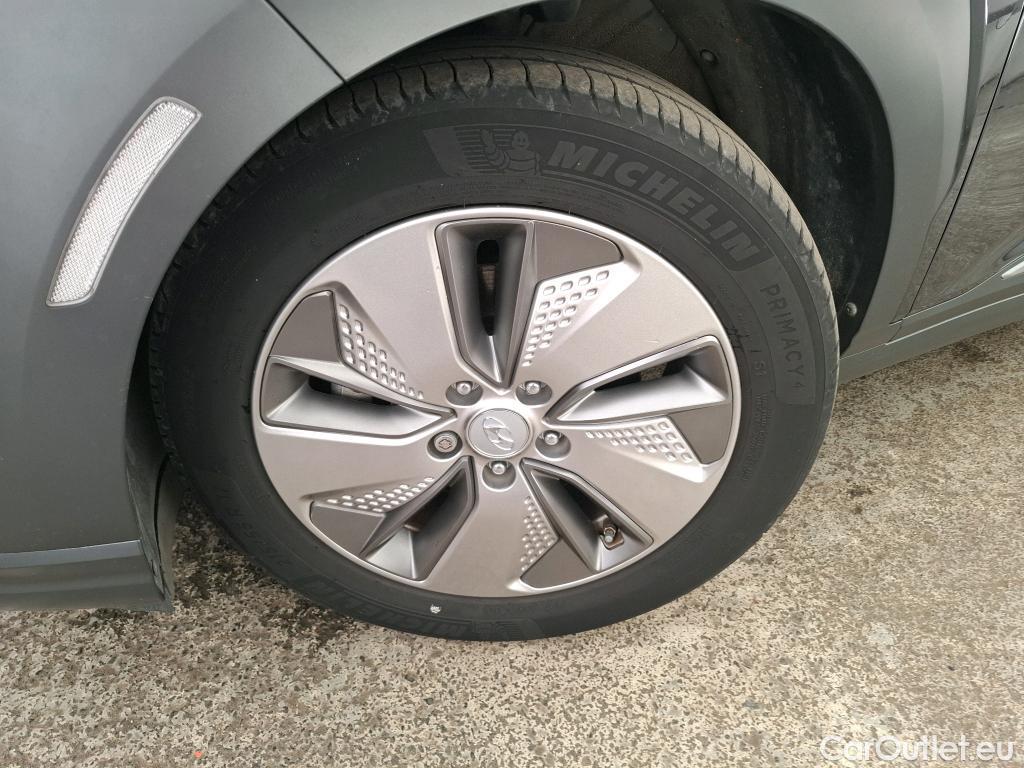  Hyundai  Konna HYUNDAI Kona / 2020 / 5P / SUV BEV 64KWH ELECTRIQUE 204CH EXECUTIVE #6