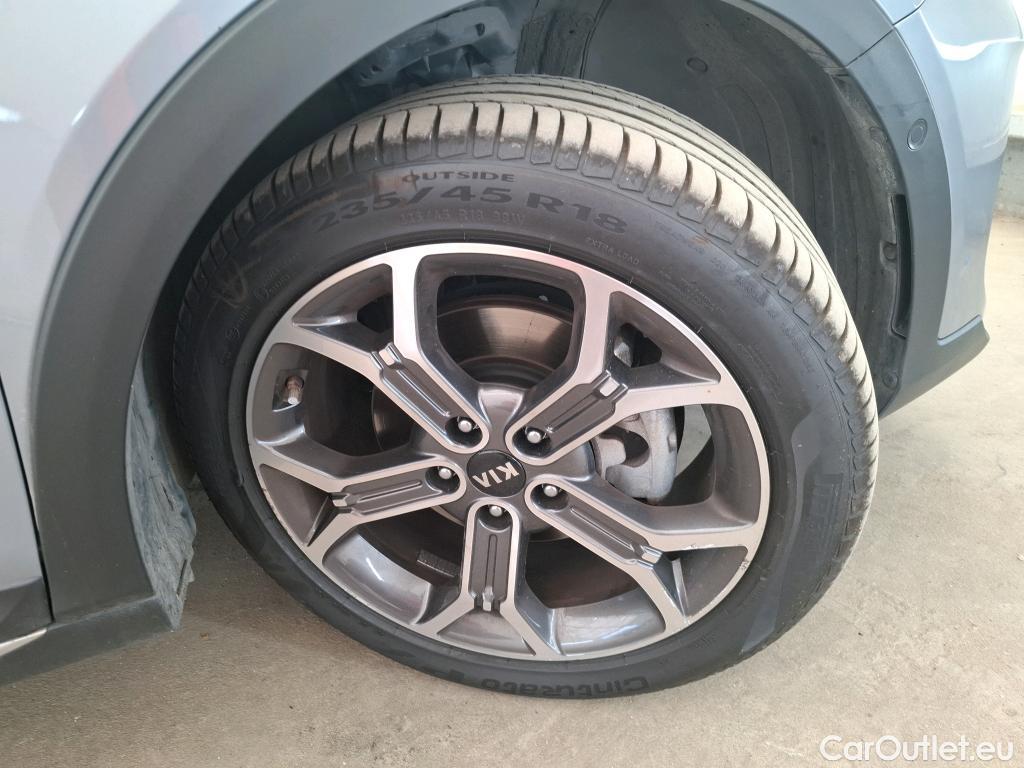  KIA  XCeed  Plug-in Hybrid Design 1.6 140CV BVA6 E6d #1