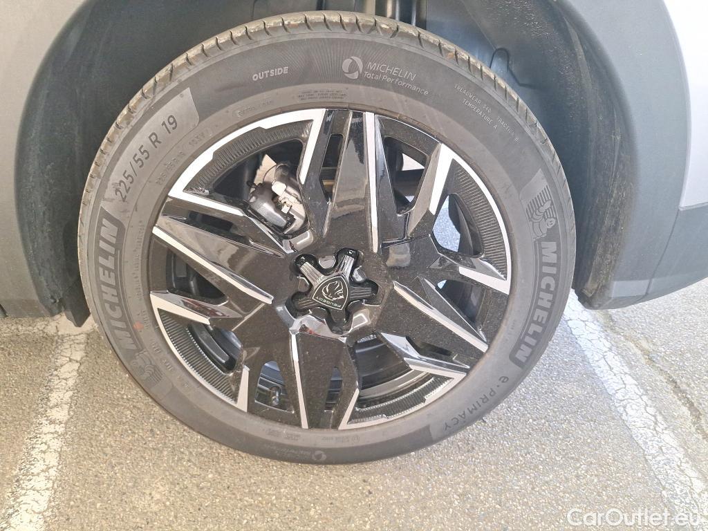  Peugeot  3008  Hybrid 136 Allure 1.2 135CV BVA6 6E #1