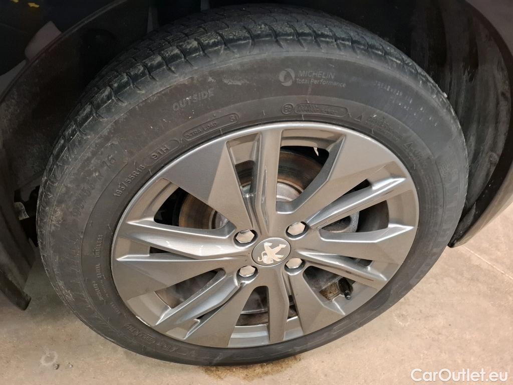  Peugeot  208  (e-) Allure 50kWh BVA #14