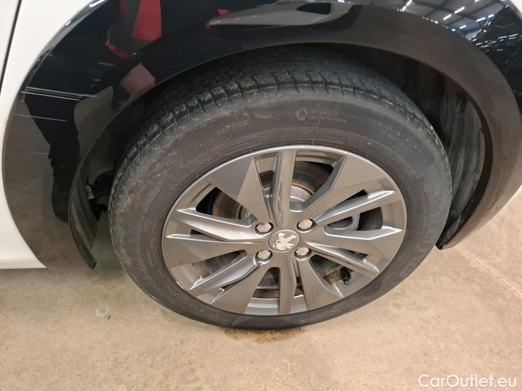  Peugeot  208  (e-) Allure 50kWh BVA #13