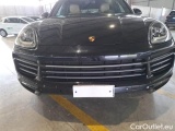  Porsche  Cayenne PORSCHE  / 2017 / 5P / SUV 3.0 V6 E-HYBRID #35