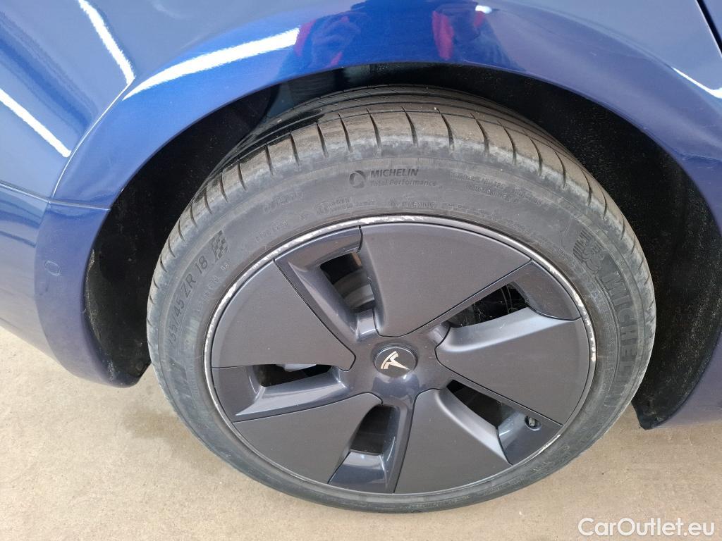  Tesla  Model 3 TESLA  2018 4P Berline Propulsion #8