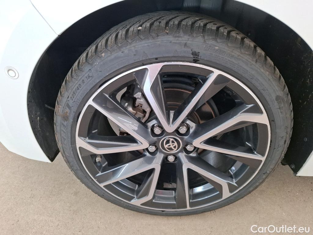  Toyota  Corolla TOYOTA  / 2018 / 5P / Berline Hybride 184h Collection #17