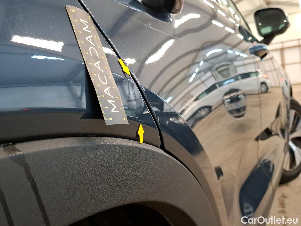  Volvo  XC 40 XC40 Momentum Plug-in Hybrid 2WD 1.5 T5 #2