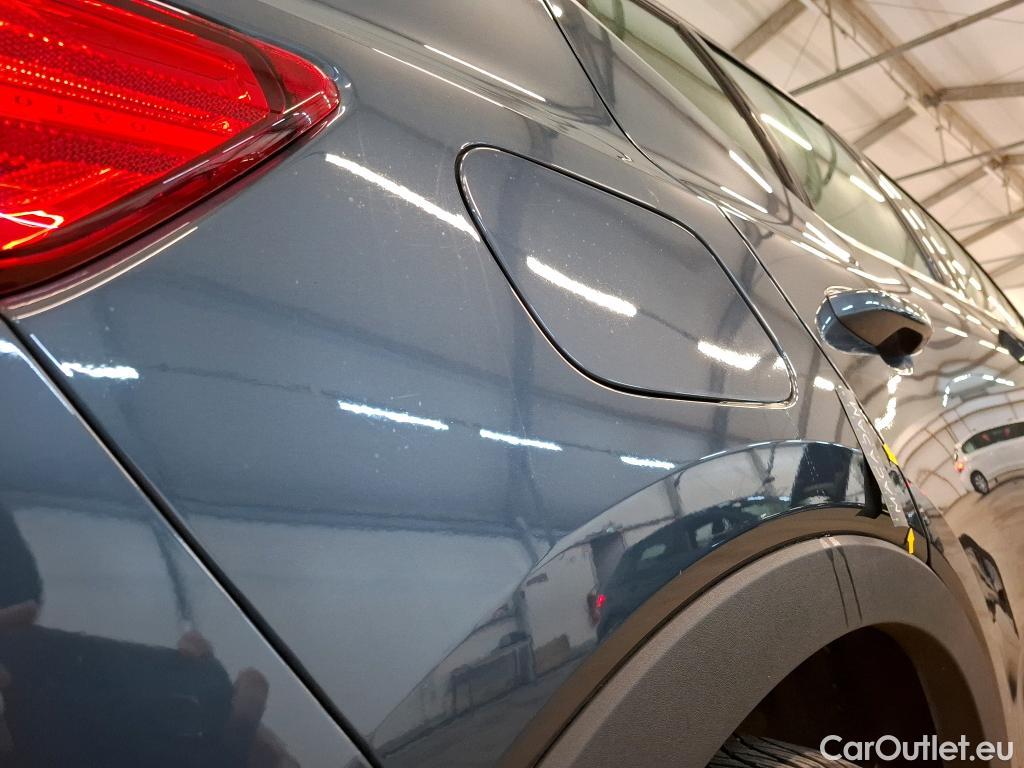  Volvo  XC 40 XC40 Momentum Plug-in Hybrid 2WD 1.5 T5 #1