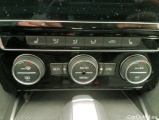  Volkswagen  Passat Volkswagen  Variant 2.0 TDI SCR 110kW DSG7 Style Business 5d #24