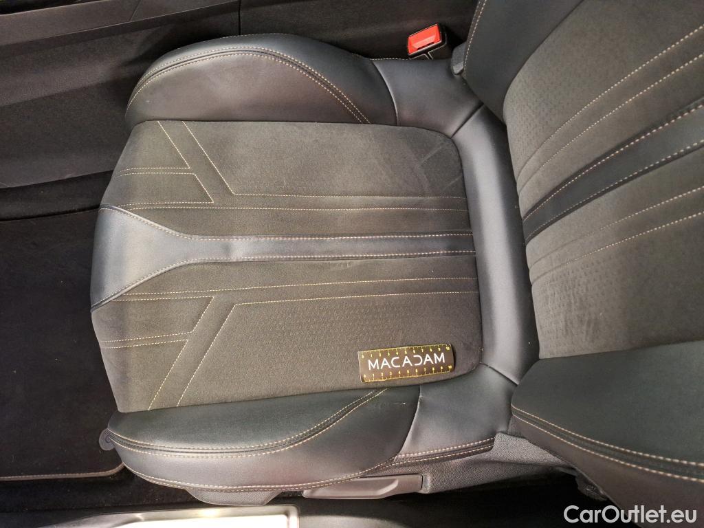  Peugeot  3008  GT 1.5 HDi 130CV BVA8 E6d #5
