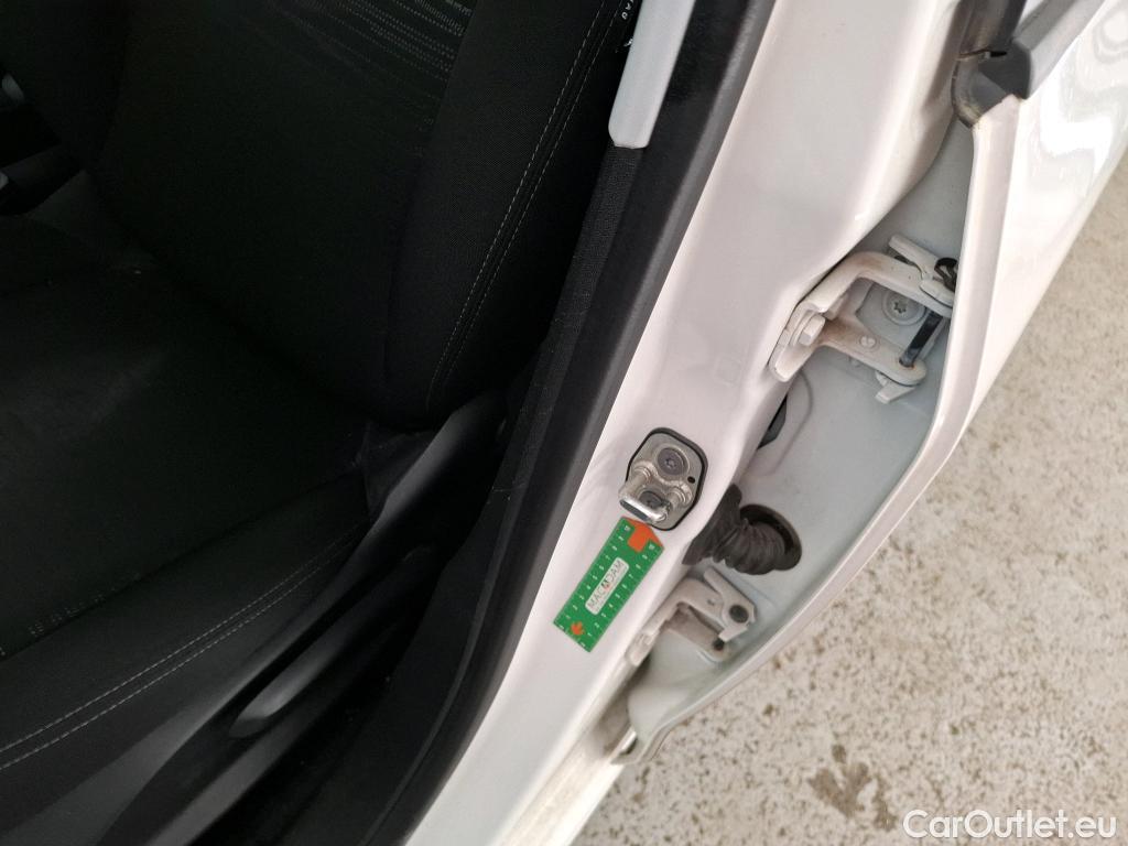  Peugeot  208  Affaire Premium Pack 1.5 HDi 100CV BVM5 E6dT #13
