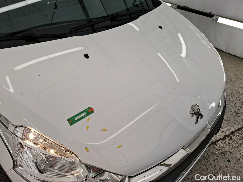  Peugeot  208  Affaire Premium Pack 1.5 HDi 100CV BVM5 E6dT #5