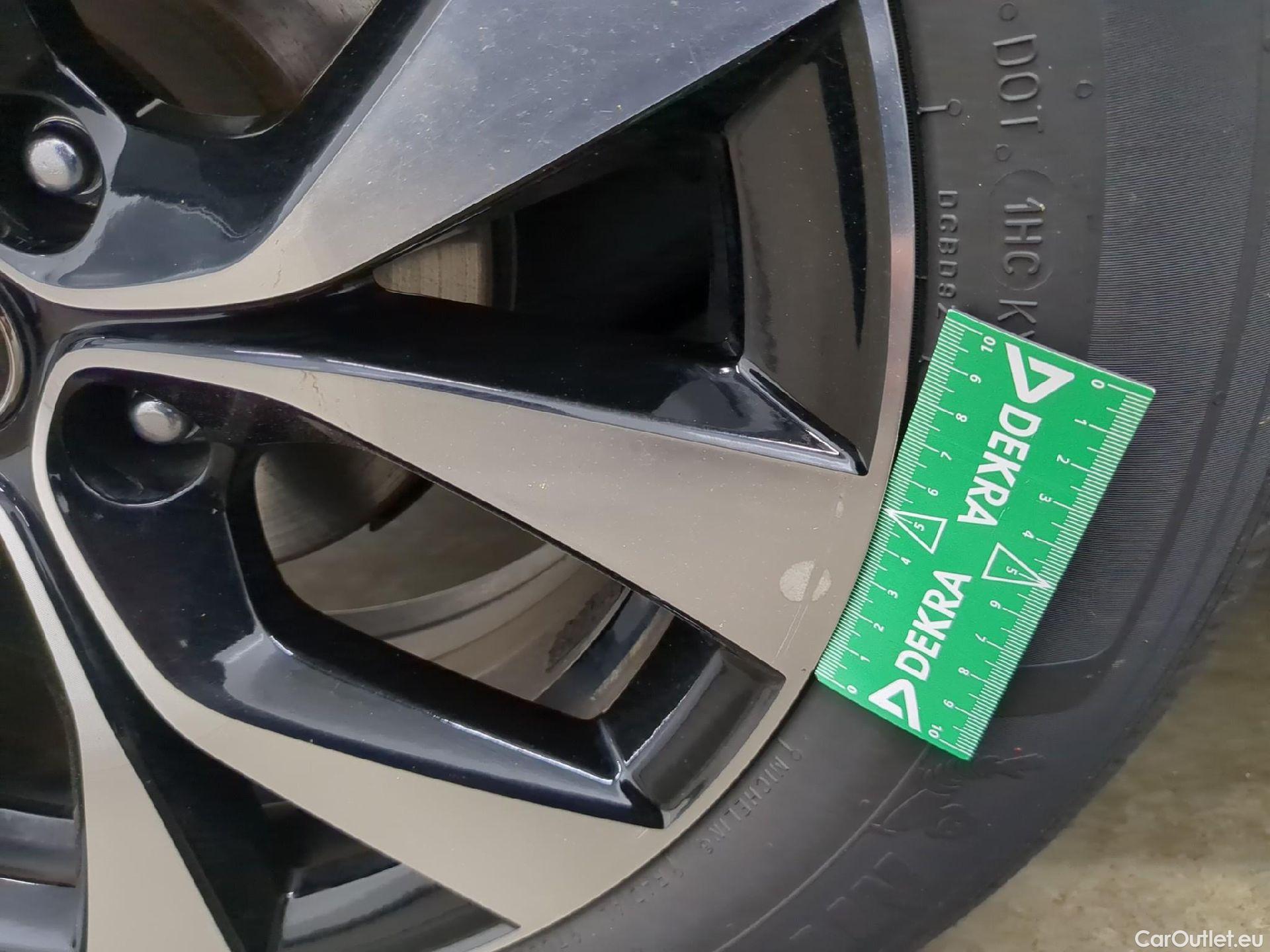  Renault  Arkana  Evolution 1.6 E-TECH Hybrid 145CV E6d #13