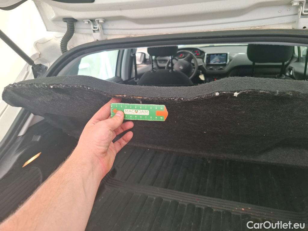  Peugeot  208  Affaire Premium Pack 1.5 HDi 100CV BVM5 E6dT #19
