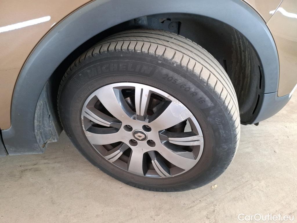  Renault  Captur  Business 0.9 TCe 90CV BVM5 E6 #4