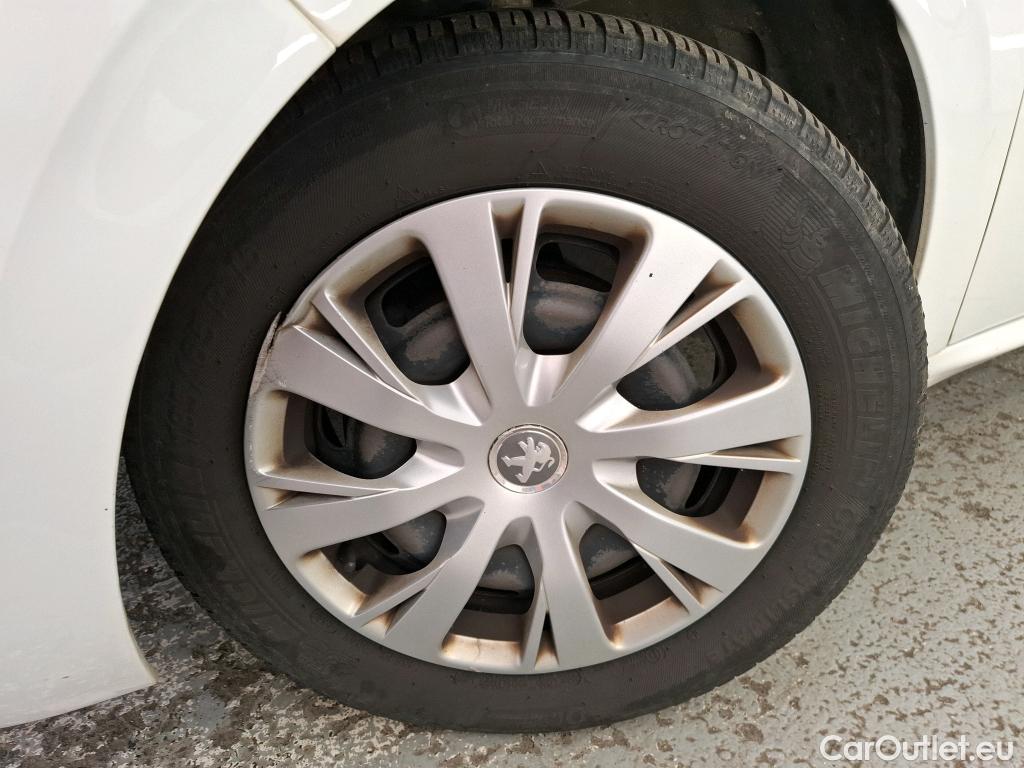  Peugeot  208  Affaire Premium Pack 1.5 HDi 100CV BVM5 E6dT #26