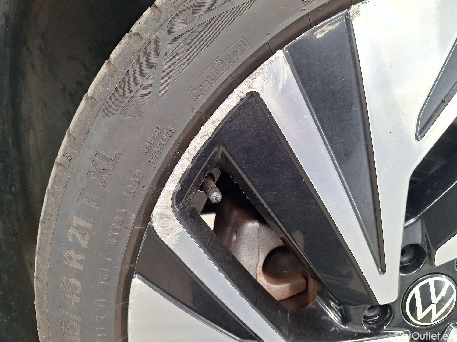  Volkswagen  ID.4 VW,  '20 BEV, Volkswagen   1st Max 5d #1