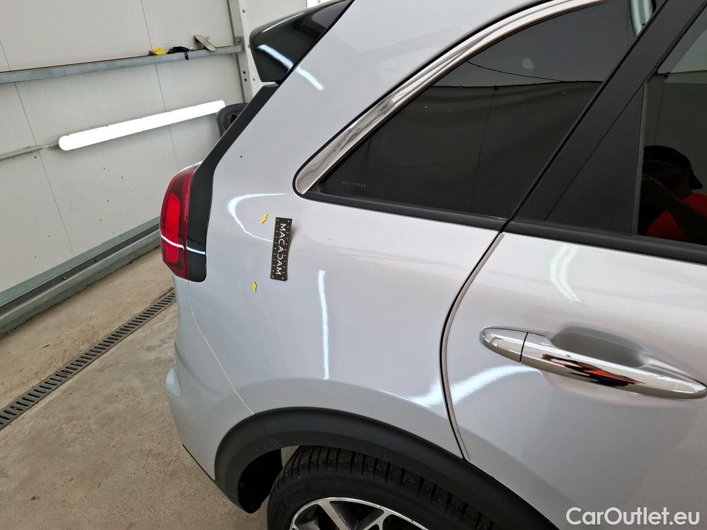  KIA  Niro KIA  / 2019 / 5P / Berline 1.6 GDI 105 ISG HYBRIDE PREMIUM DCT6 #3