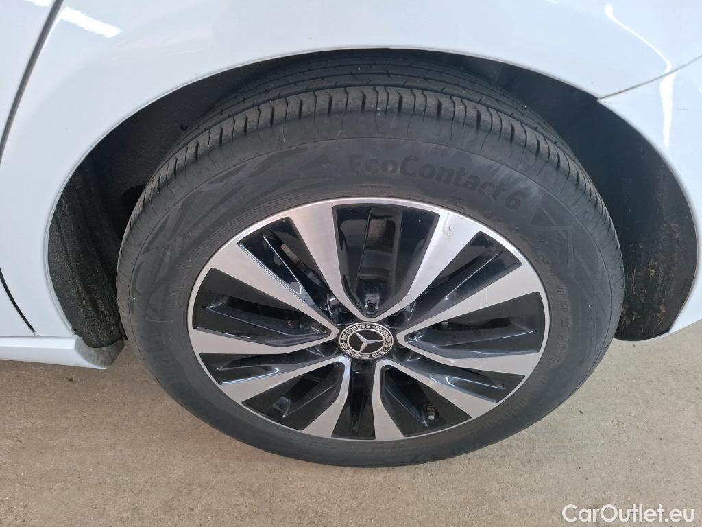  Mercedes  A-Klasse MERCEDES-BENZ Classe A Compact / 2018 / 5P / Berline A 250 e Business Line 8G-DCT #17