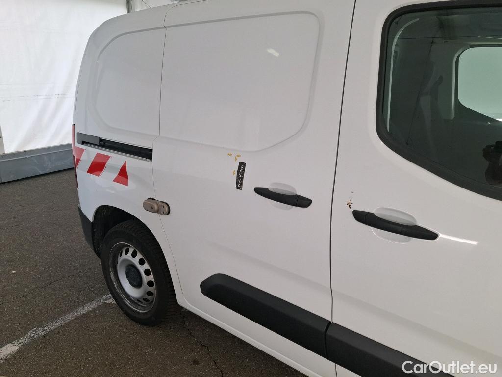  Citroen  Berlingo  Fourgon Club M 1000 1.2 PureTech 130CV BVA8 E6d #32