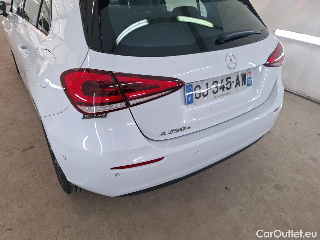  Mercedes  A-Klasse MERCEDES-BENZ Classe A Compact / 2018 / 5P / Berline A 250 e Business Line 8G-DCT #54