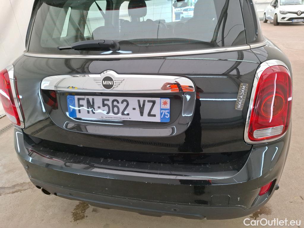  Mini  Countryman MINI  / 2016 / 5P / Crossover Cooper Business Design 136 ch BVA7 #43