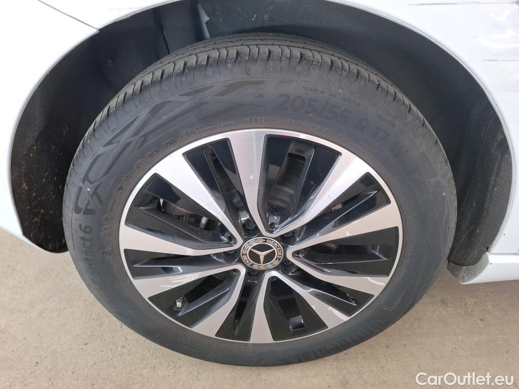  Mercedes  A-Klasse MERCEDES-BENZ Classe A Compact / 2018 / 5P / Berline A 250 e Business Line 8G-DCT #27