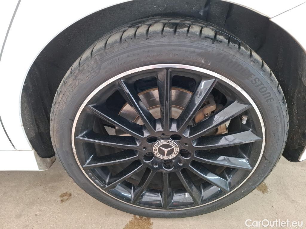  Mercedes  A-Klasse MERCEDES-BENZ Classe A Compact / 2018 / 5P / Berline A 250 e AMG Line 8G-DCT #28