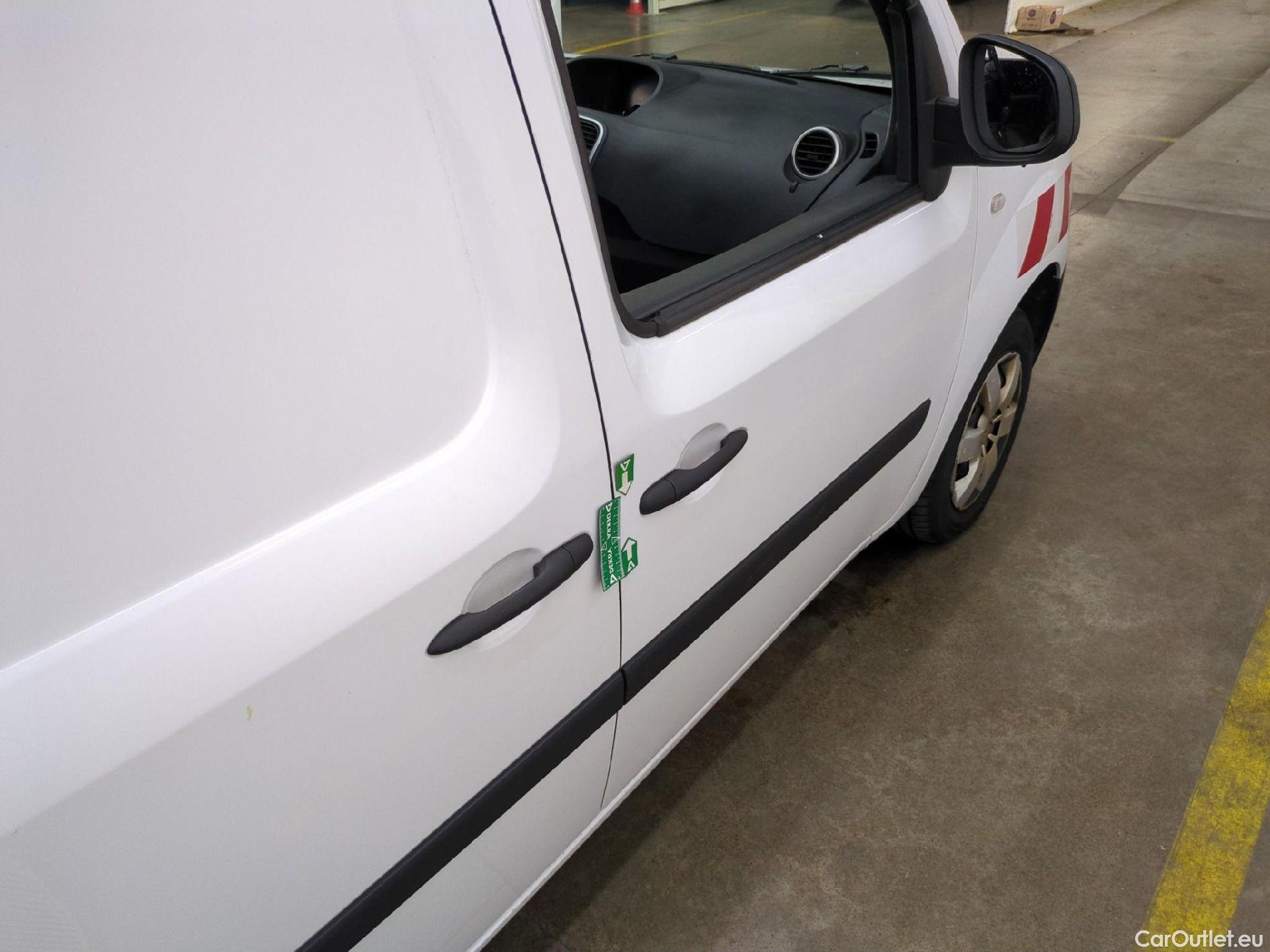  Renault  Kangoo  Express Maxi Extra (Série Spéciale) 1.5 dCi #15