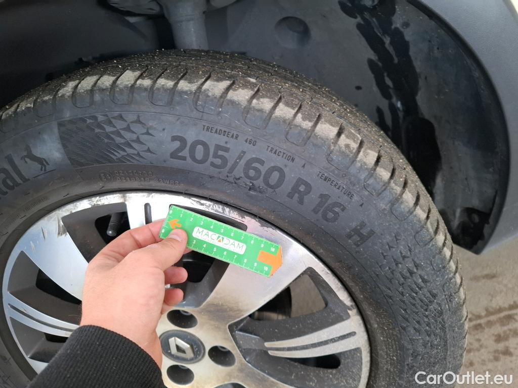  Renault  Captur  Business 0.9 TCe 90CV BVM5 E6 / TRANSFO VP/VF #17