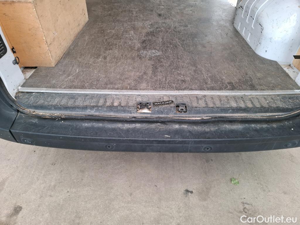  Renault  Master  Fourgon L2H2 3 3 Grand Confort dCi 135CV BVM6 E6dT #14