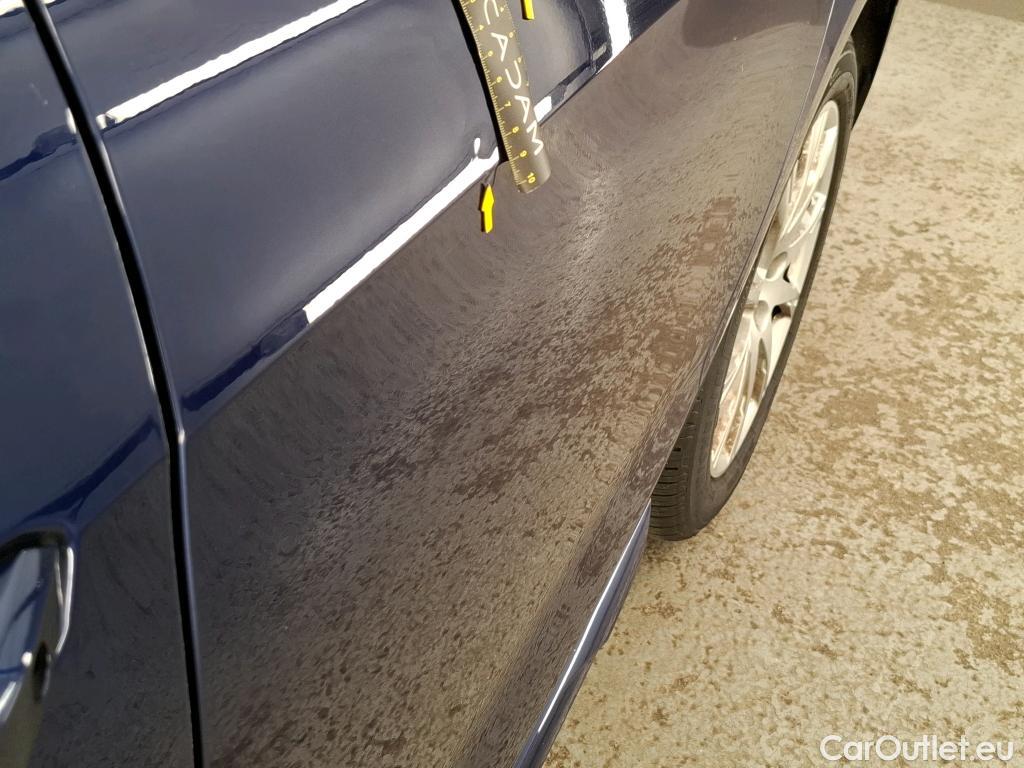  Audi  A4  Avant 30 TDI Business Line 2.0 TDI 135CV BVA7 E6d #5