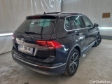  Volkswagen  Tiguan VOLKSWAGEN  / 2016 / 5P / SUV 1.5 TSI 150 EVO DSG7 Carat Exclusive #3