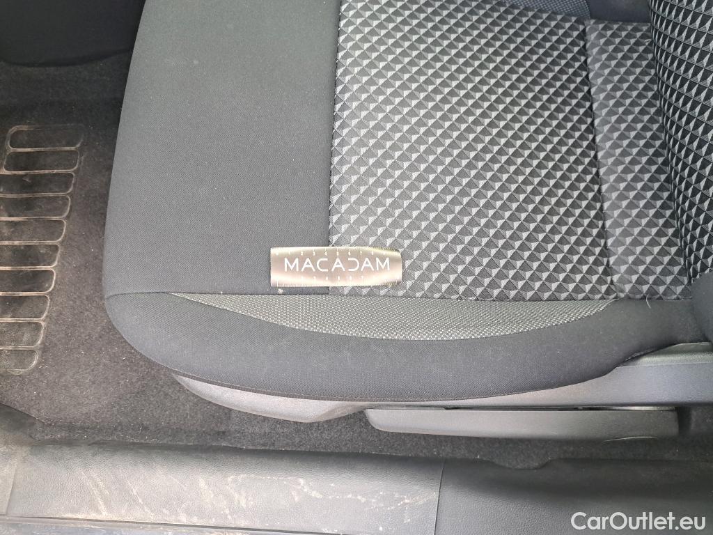  Nissan  Micra NISSAN  / 2016 / 5P / Berline IG-T 92 Business Edition #7