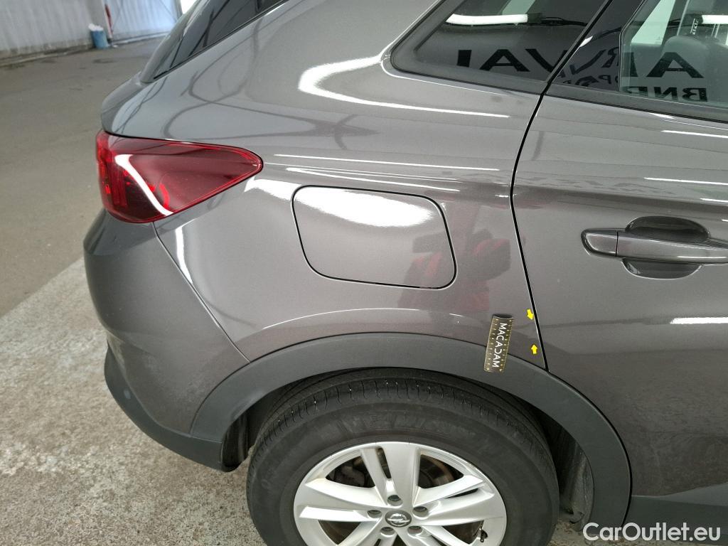  Opel   Grandland X Grandland X Elegance Business 1.5 130CV BVA8 E6d #1