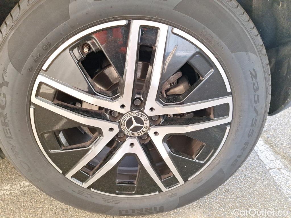  Mercedes  GLA MERCEDES-BENZ  / 2020 / 5P / SUV 2.0  200 D BUSINESS LINE DCT #12