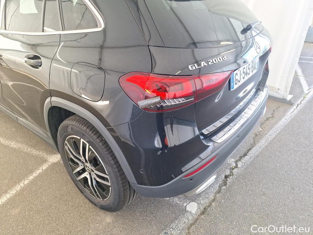  Mercedes  GLA MERCEDES-BENZ  / 2020 / 5P / SUV 2.0  200 D BUSINESS LINE DCT #1