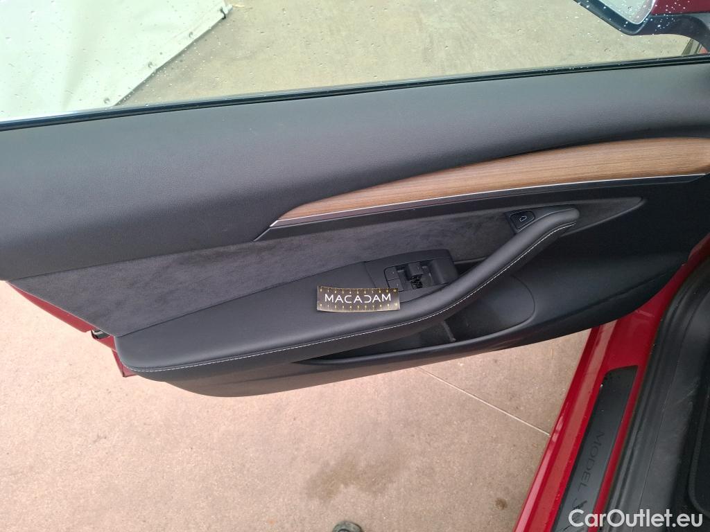  Tesla  Model 3 TESLA  / 2018 / 4P / Berline Autonomie Standard Plus RWD #27