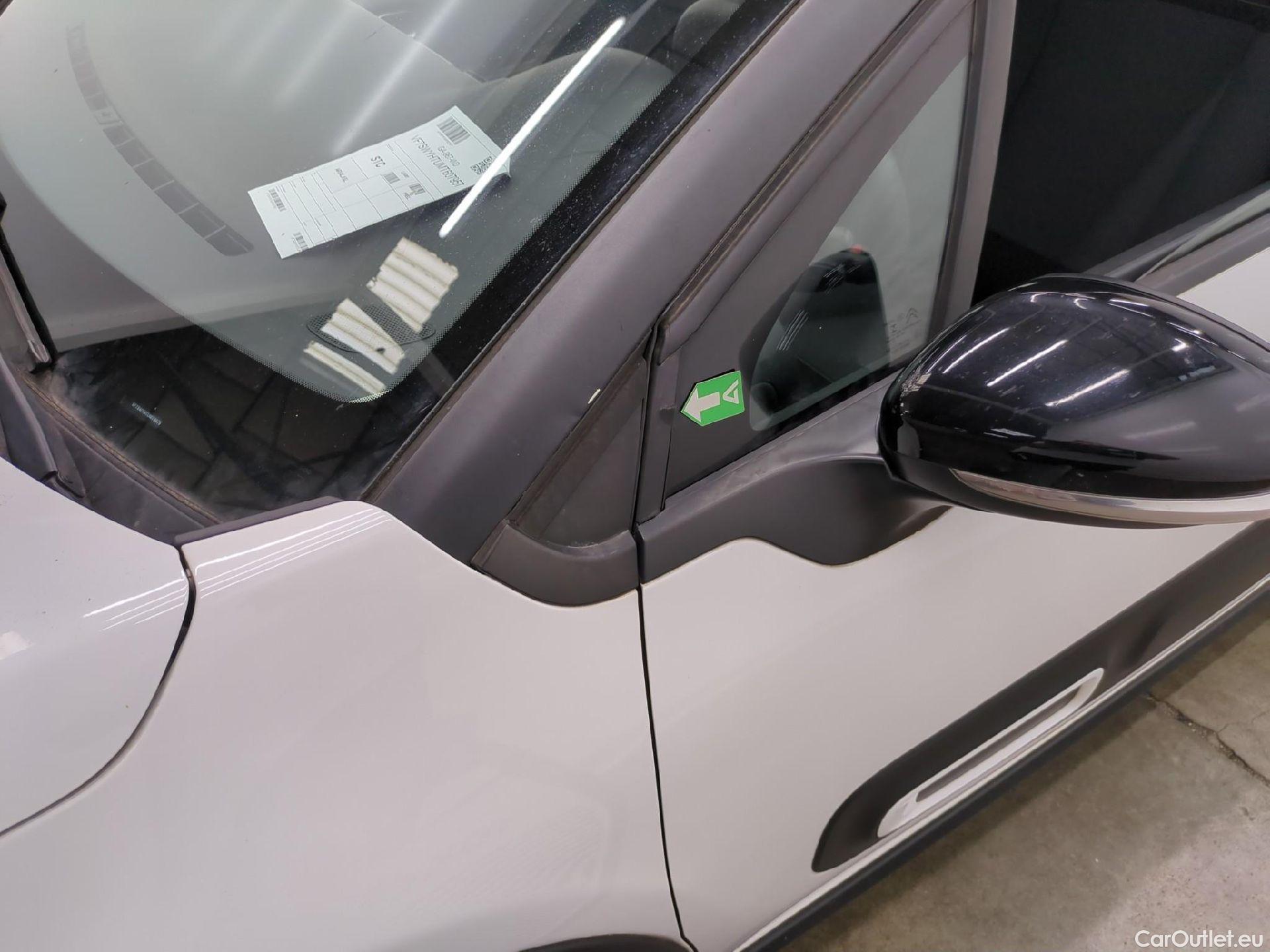  Citroen  C3 CITROEN  Société / 2020 / 5P / Berline BlueHDi 100 S&S BVM6 Feel Nav #8