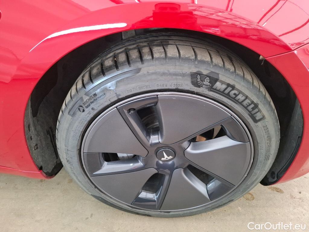  Tesla  Model 3 TESLA  / 2018 / 4P / Berline Autonomie Standard Plus RWD #35