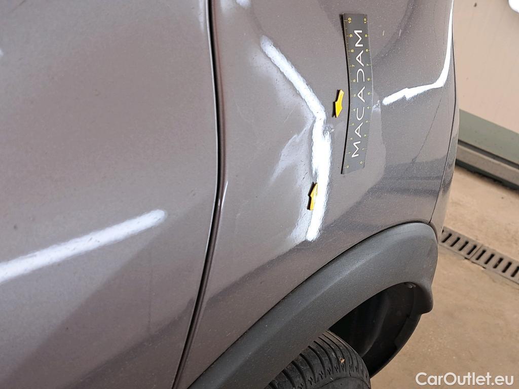  Renault  Captur RENAULT  / 2017 / 5P / Crossover Business dCi 90 #17