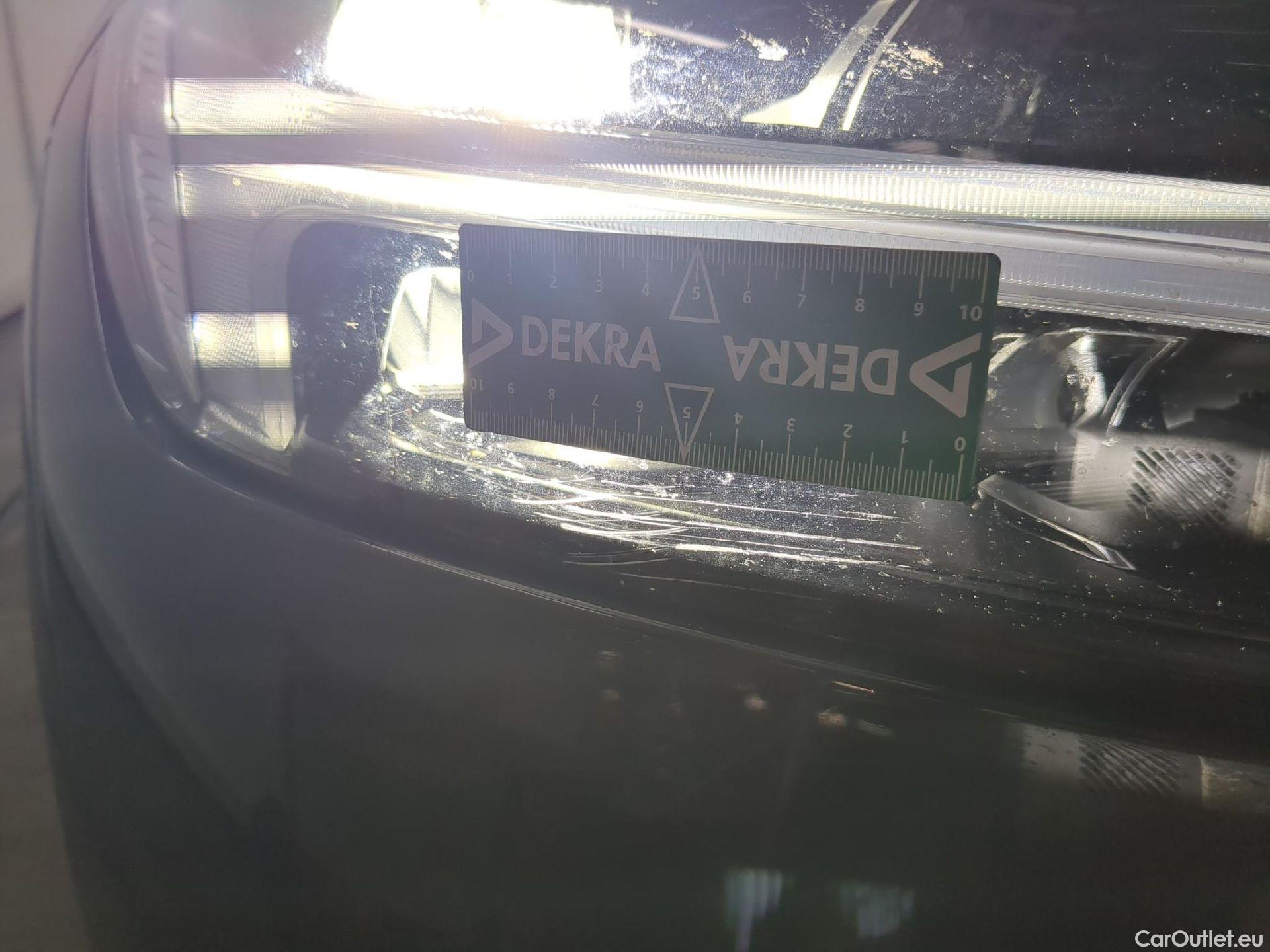 Volvo  XC60 VOLVO  / 2021 / 5P / SUV B4 197 GearTronic 8 Inscription #17