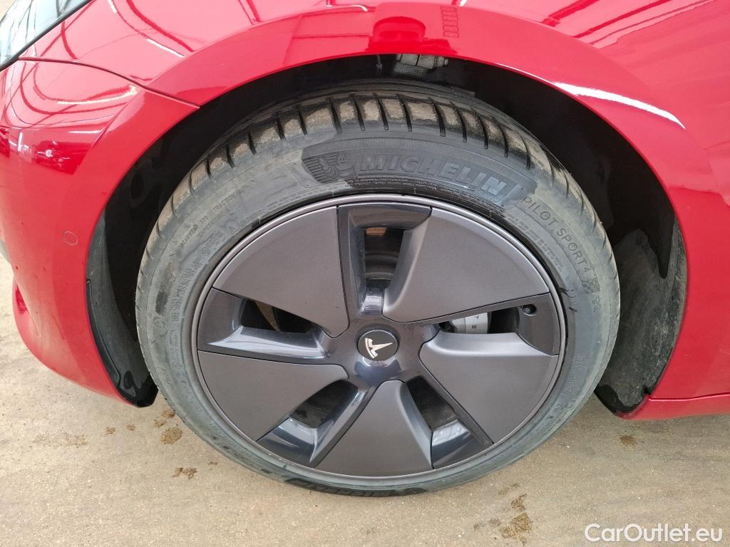  Tesla  Model 3 TESLA  / 2018 / 4P / Berline Autonomie Standard Plus RWD #32