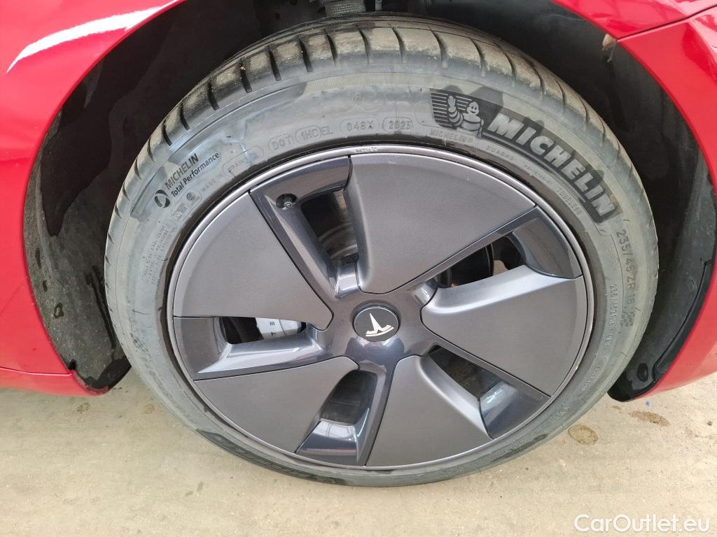  Tesla  Model 3 TESLA  / 2018 / 4P / Berline Autonomie Standard Plus RWD #36