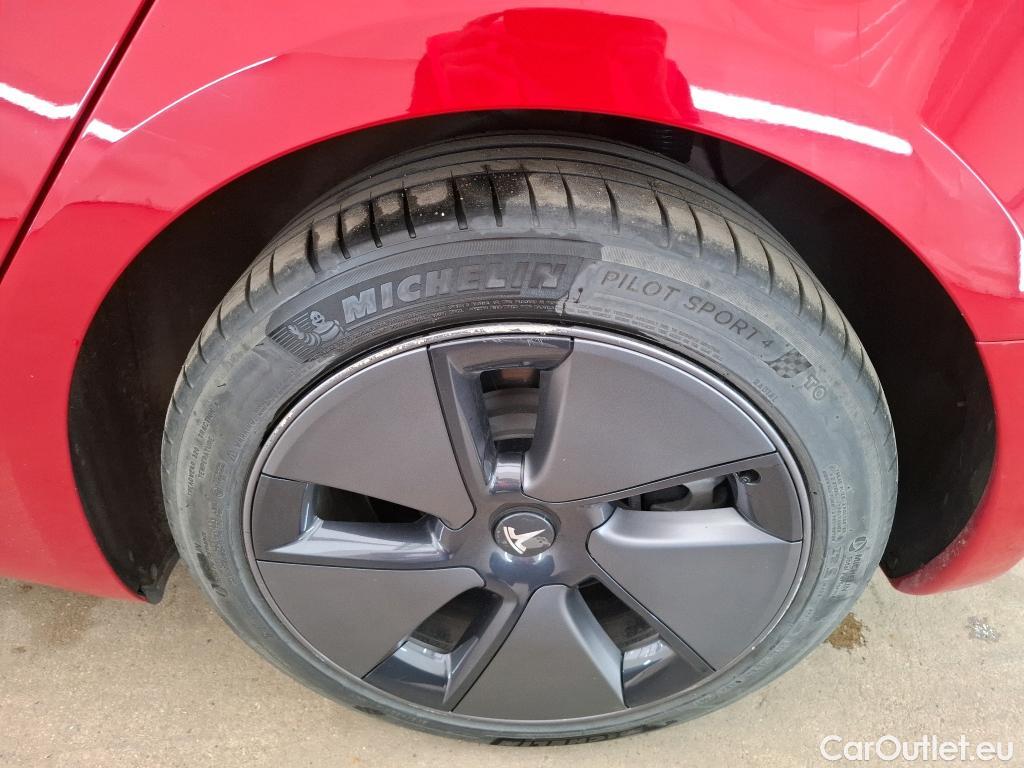  Tesla  Model 3 TESLA  / 2018 / 4P / Berline Autonomie Standard Plus RWD #12