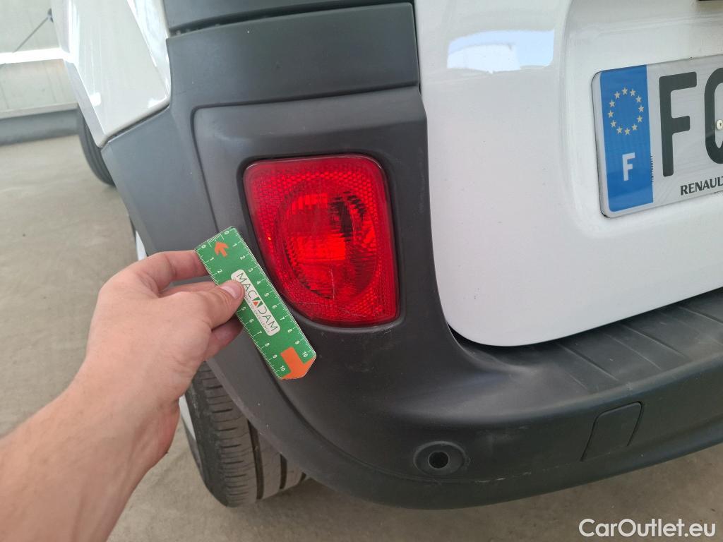  Renault  Kangoo  II Express Grand Confort (L1) 1.5 dCi 80CV BVM6 E6dT #48