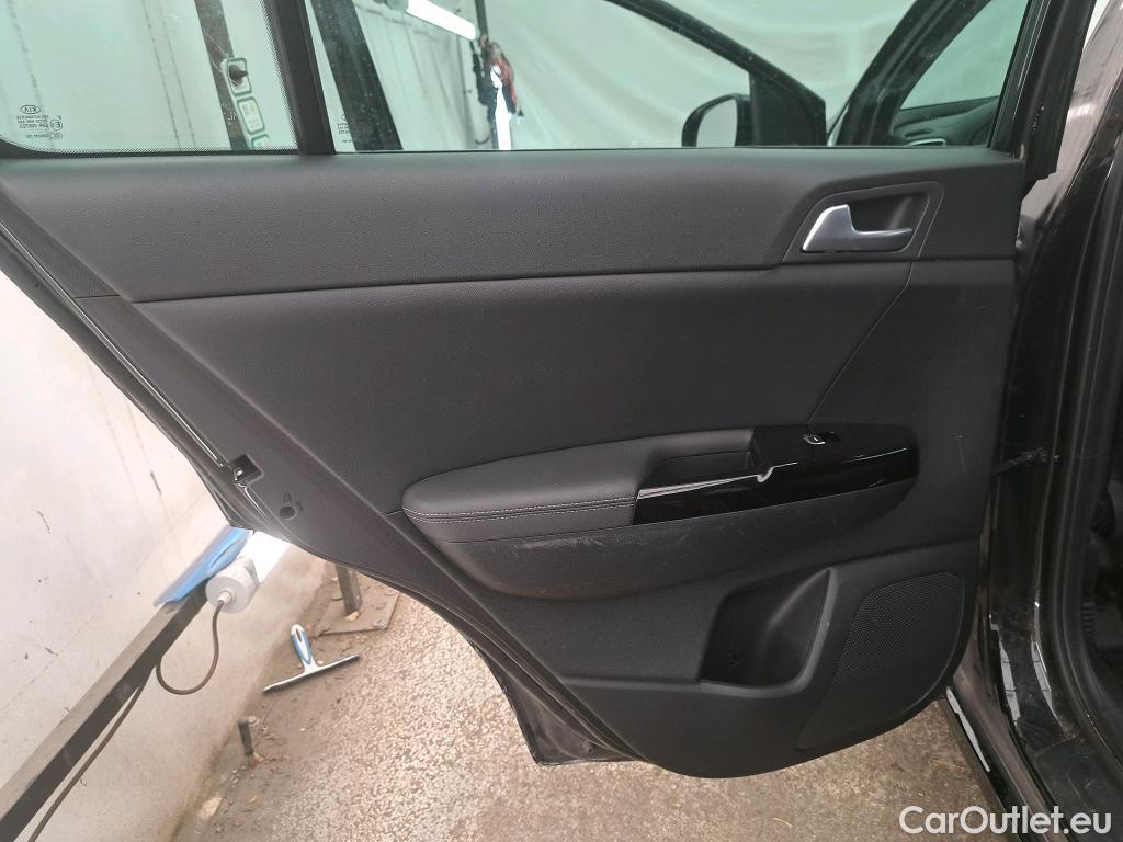  KIA  Sportage  Black Edition Business 2WD 1.6 CRDi 135CV BVA7 E6d #13
